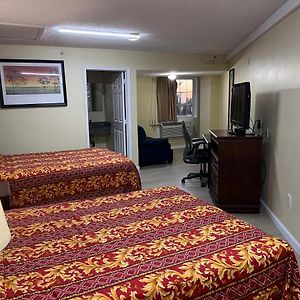 Basic Triple Room